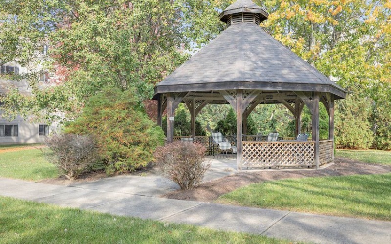 Gazebo at Pleasantwood apartments